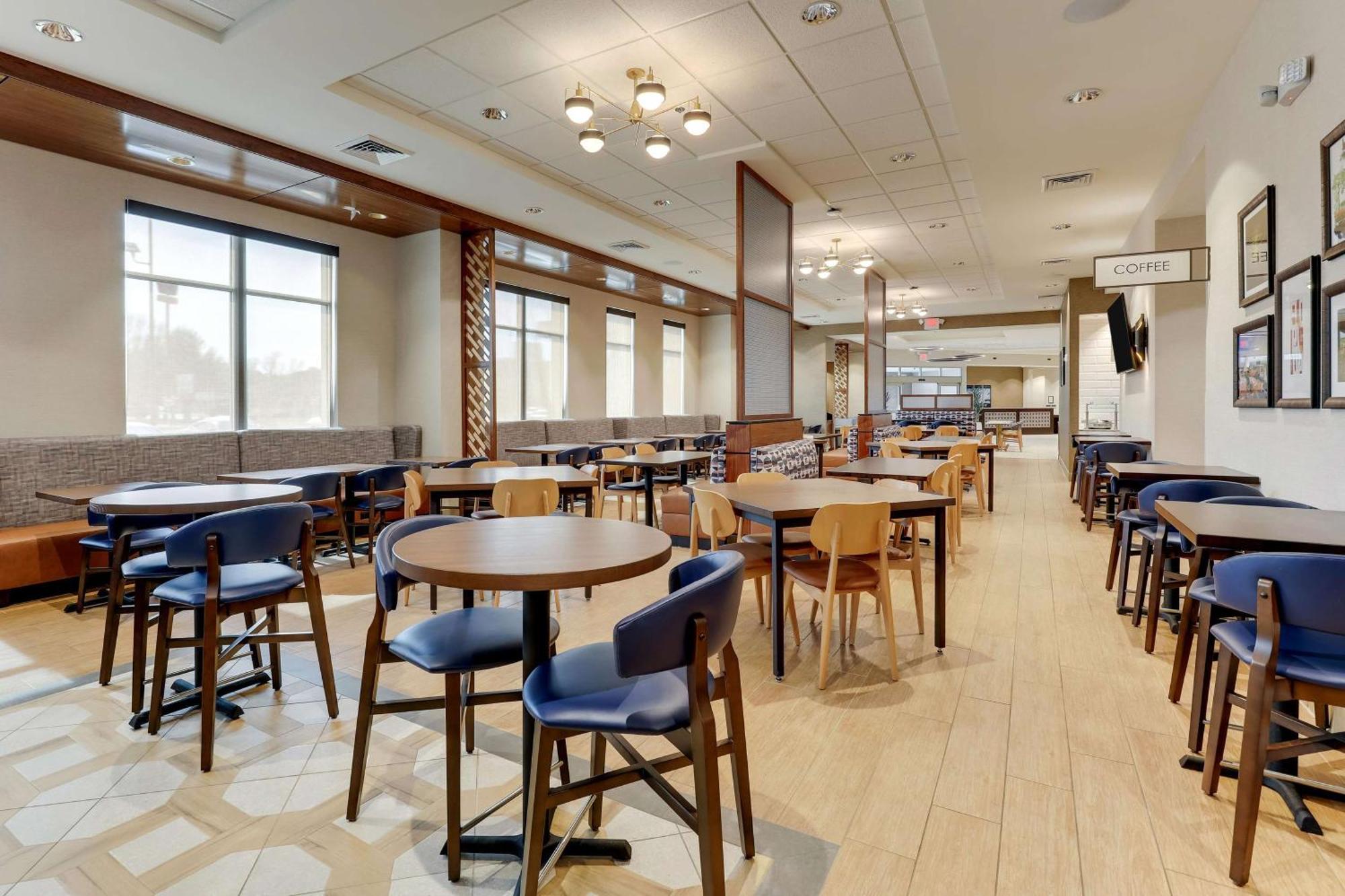 Drury Plaza Hotel タラハシー エクステリア 写真