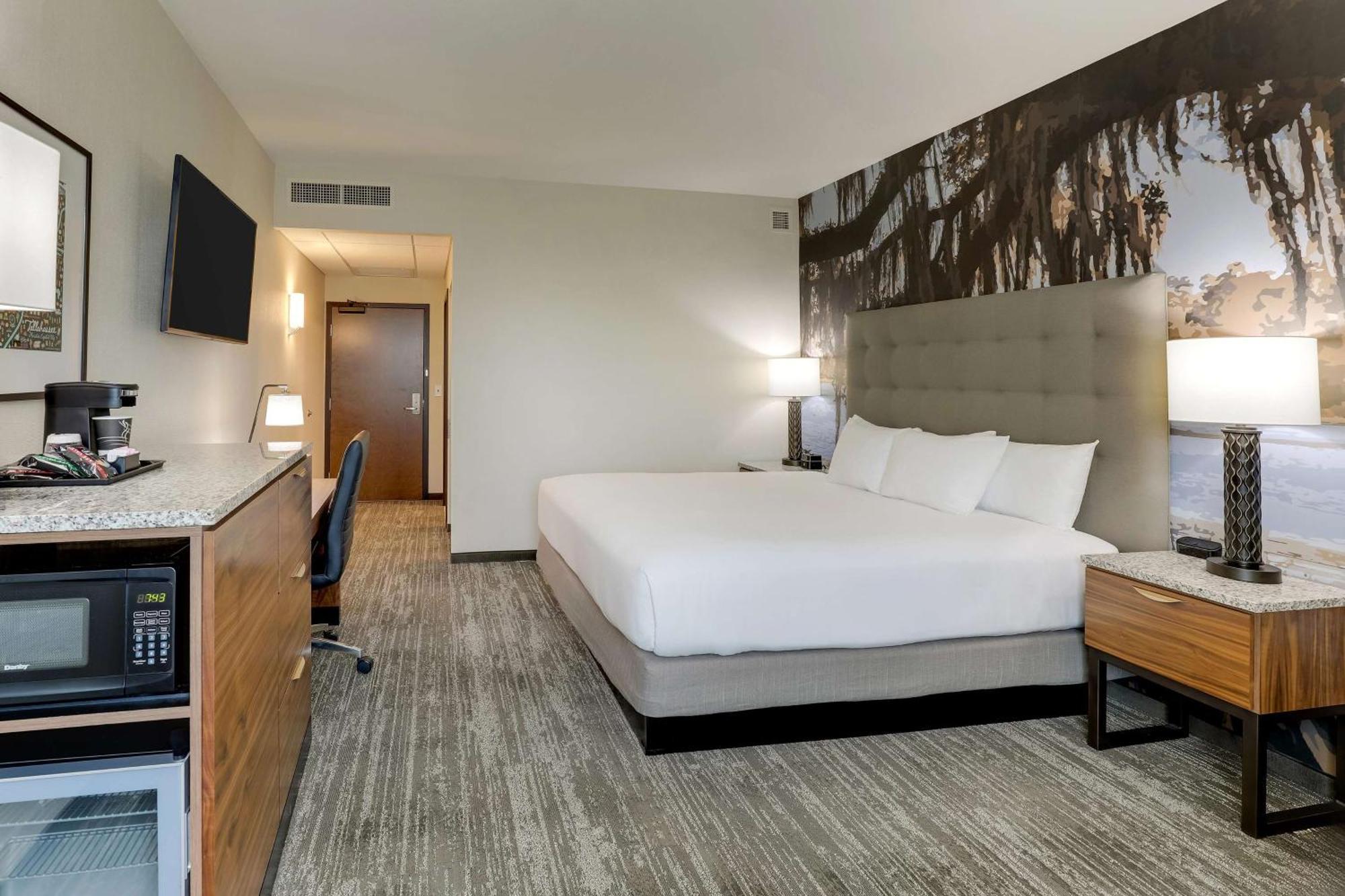 Drury Plaza Hotel タラハシー エクステリア 写真